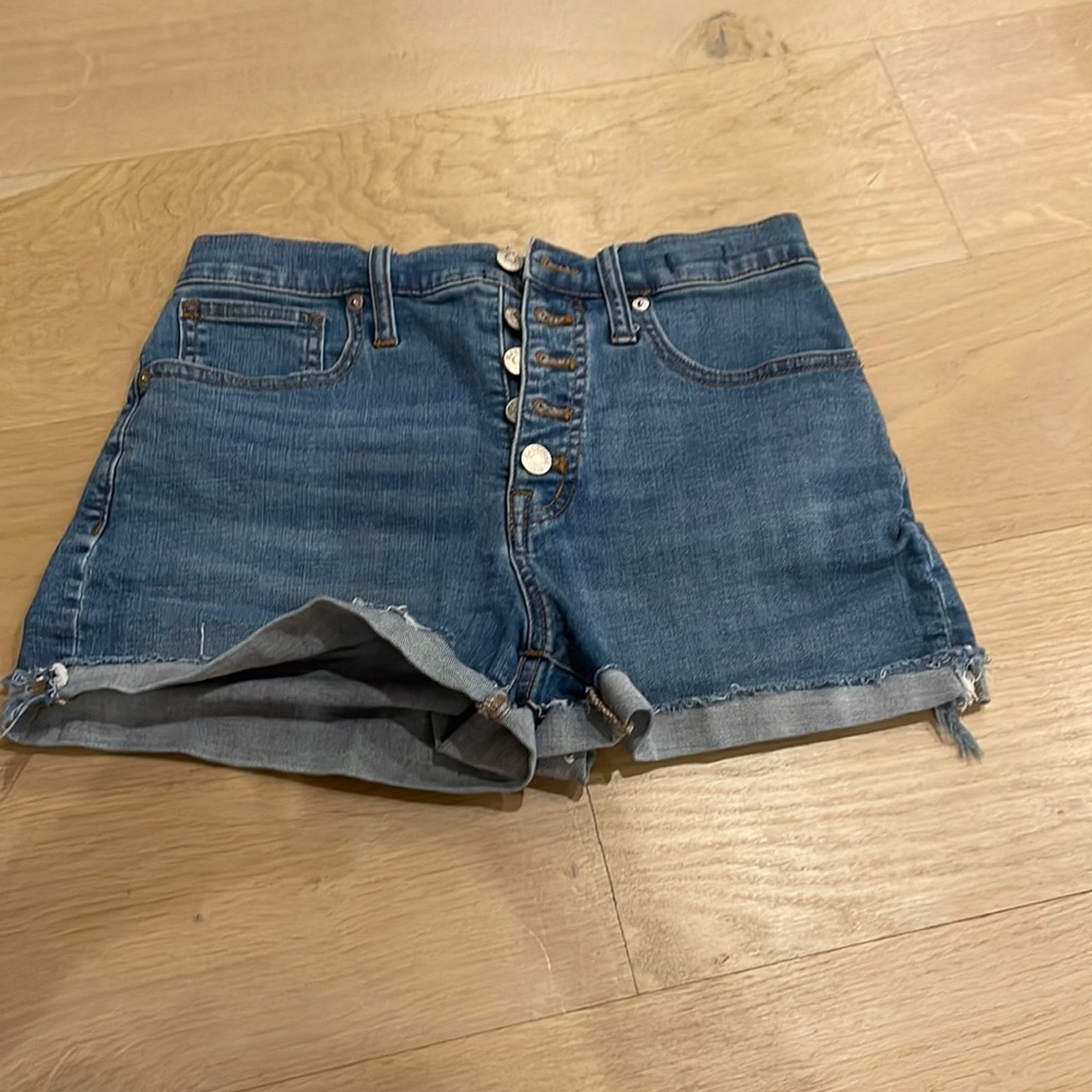 Madewell high-rise denim shorts size 25
